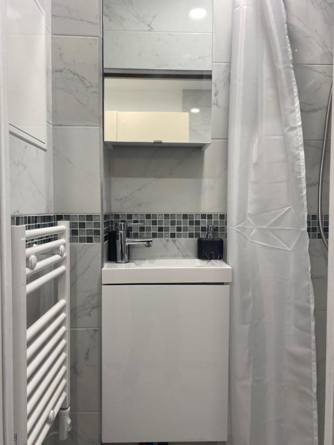 Agiahouse - Aubervilliers Appartement Buitenkant foto